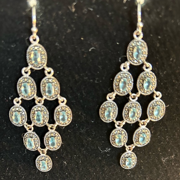 WOLF & BADGER Sterling Silver Sapphire Cubic Zirconia Dangle Chandelier Earrings - Picture 4 of 9